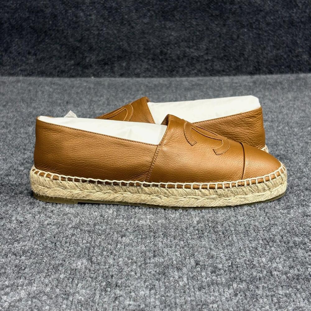 Chanel Shoes Womens 37 Brown Calfskin Espadrille Flats Slip On CC Logo Caramel